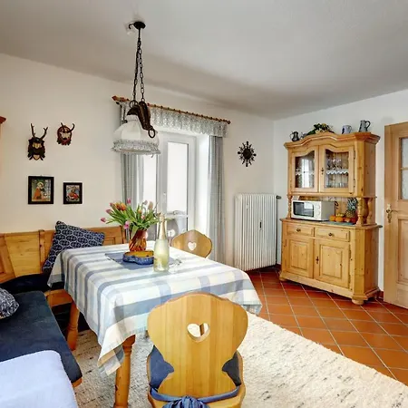 Apartment Fendt *